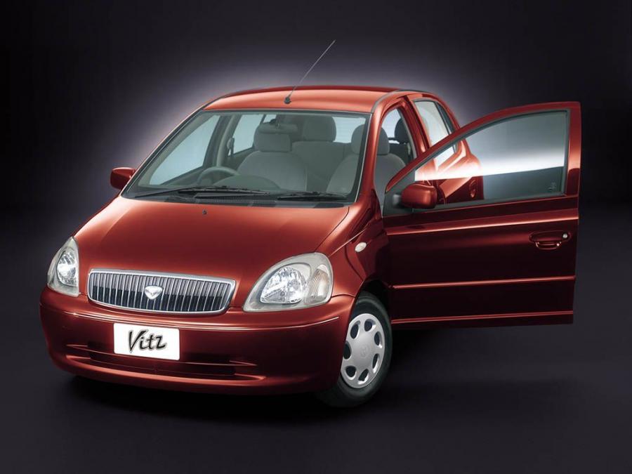  Toyota Vitz Clavia 1999 года  (фото 7 из 7)